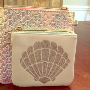 Mermaid pouches